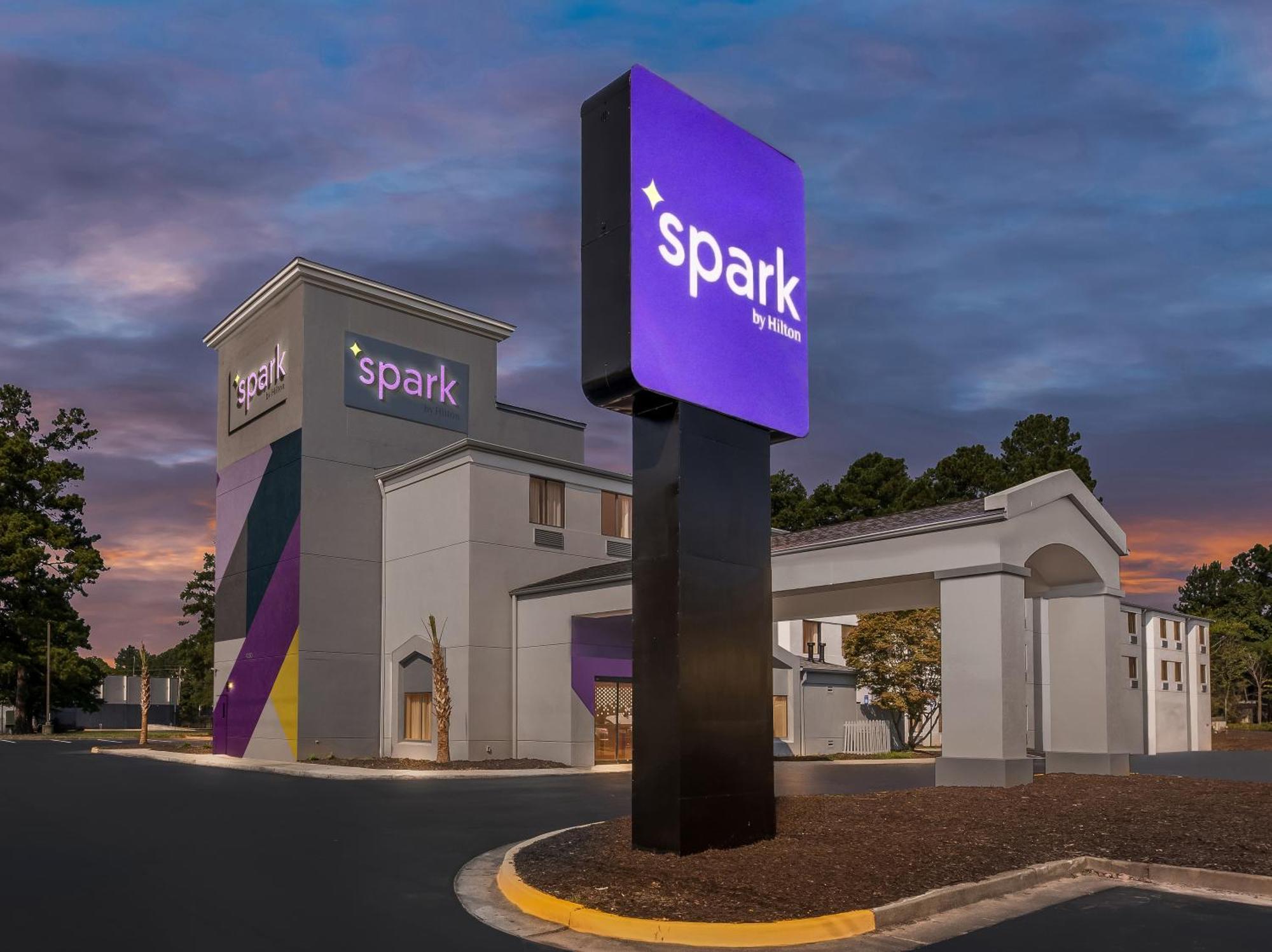 Spark By Hilton Огаста Экстерьер фото